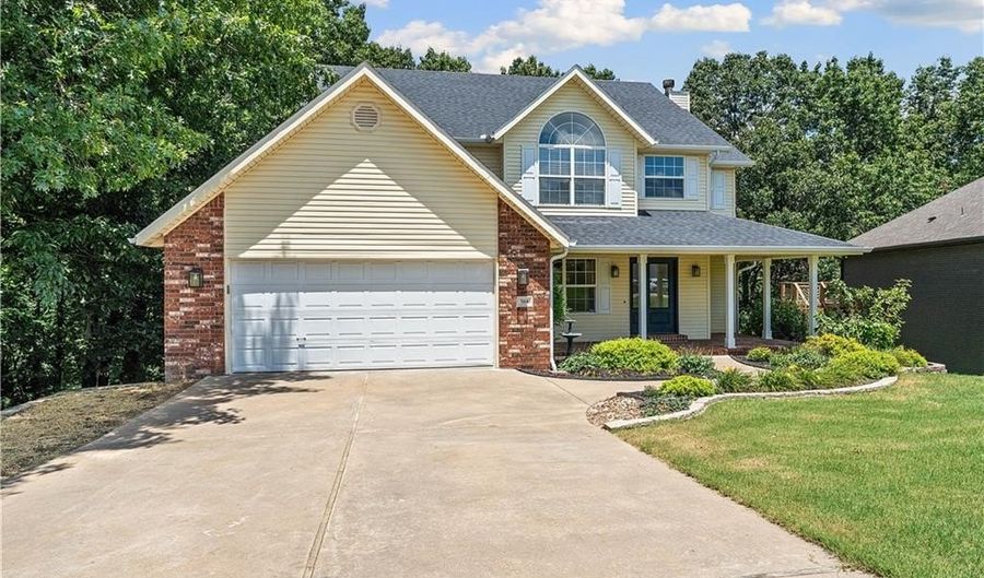 504 Old Forge Dr, Bentonville, AR 72712 - 5 Beds, 4 Bath
