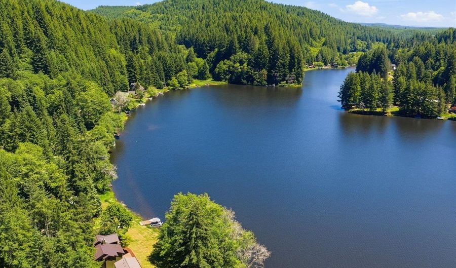 71616 NORTHSHORE Dr, Birkenfeld, OR 97016 - 2 Beds, 2 Bath