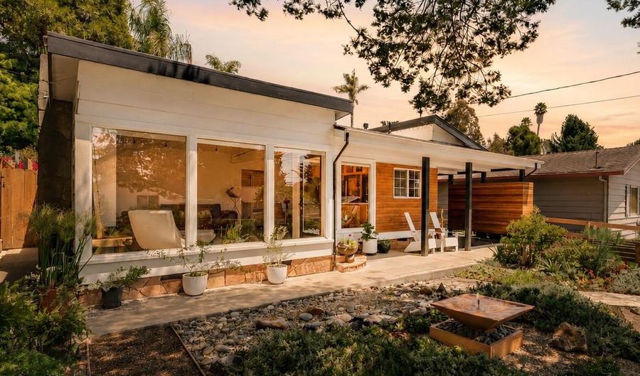 527 Clubhouse Dr, Aptos, CA 95003 - 2 Beds, 2 Bath