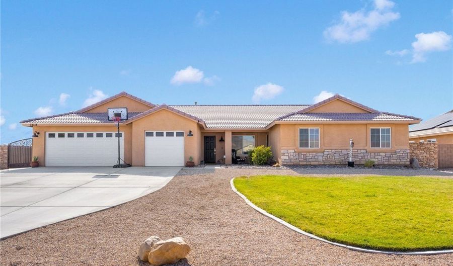 14118 Fresian Ave, Apple Valley, CA 92307 - 4 Beds, 2 Bath