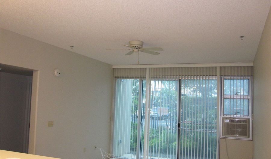 3009 Ala Makahala Pl 114, Honolulu, HI 96818 - 1 Beds, 1 Bath
