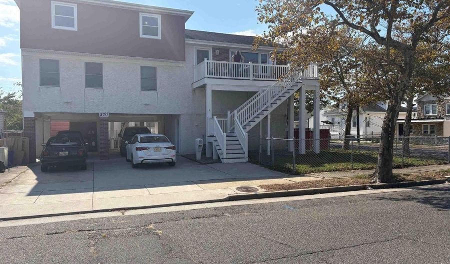 570 N Harrisburg Ave, Atlantic City, NJ 08401 - 4 Beds, 2 Bath