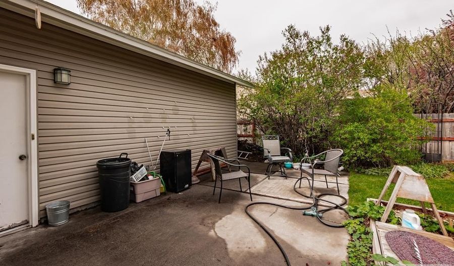 2341 Briarcliff Ave, Idaho Falls, ID 83404 - 4 Beds, 3 Bath