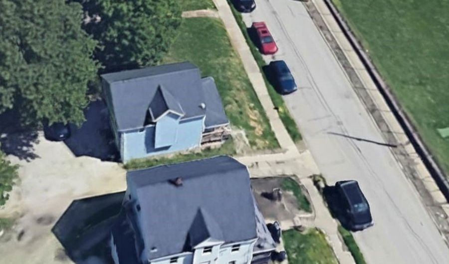 454 Kling St, Akron, OH 44311 - 6 Beds, 2 Bath