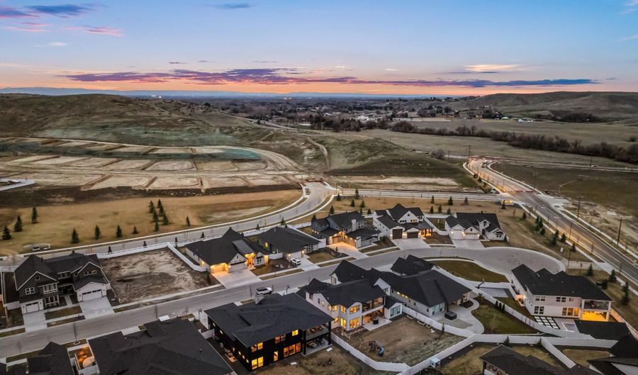 13684 N Sage Grouse Pl, Boise, ID 83714 - 4 Beds, 4 Bath