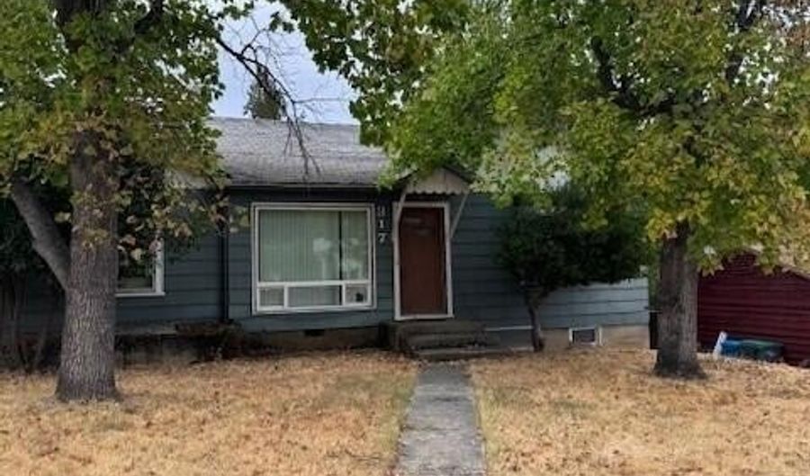 317 Maple St, Ashland, OR 97520 - 4 Beds, 2 Bath