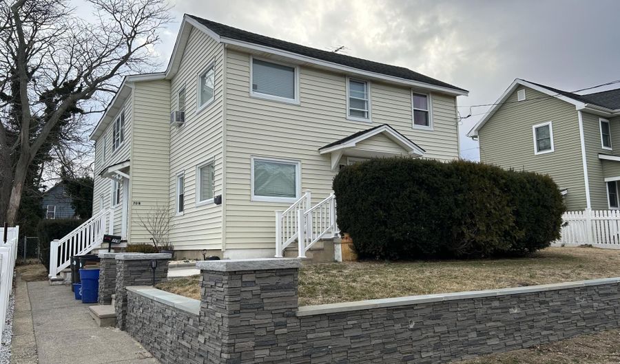 701 B 15th Ave, Belmar, NJ 07719 - 3 Beds, 1 Bath