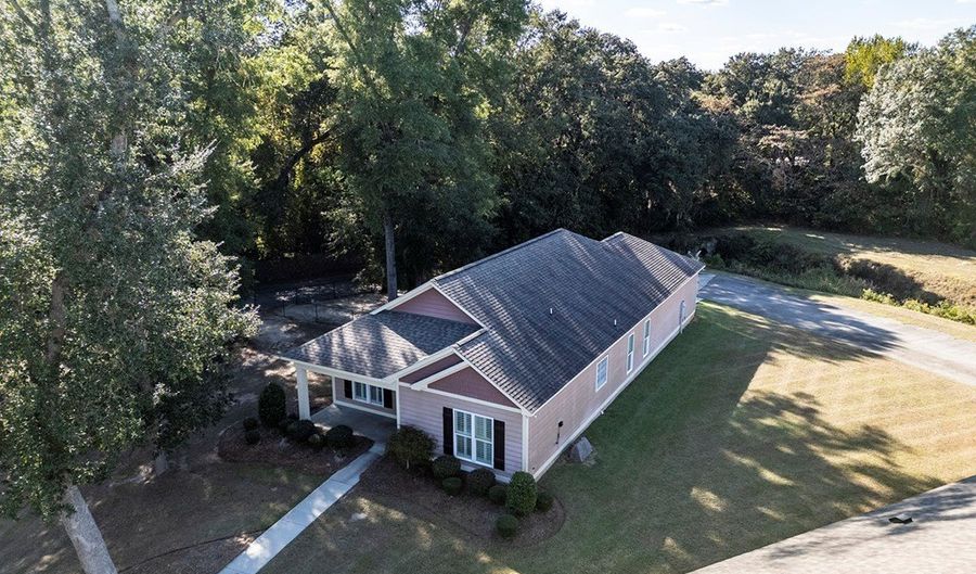 1739 ARLINGTON PARK Cir, Albany, GA 31701 - 2 Beds, 2 Bath