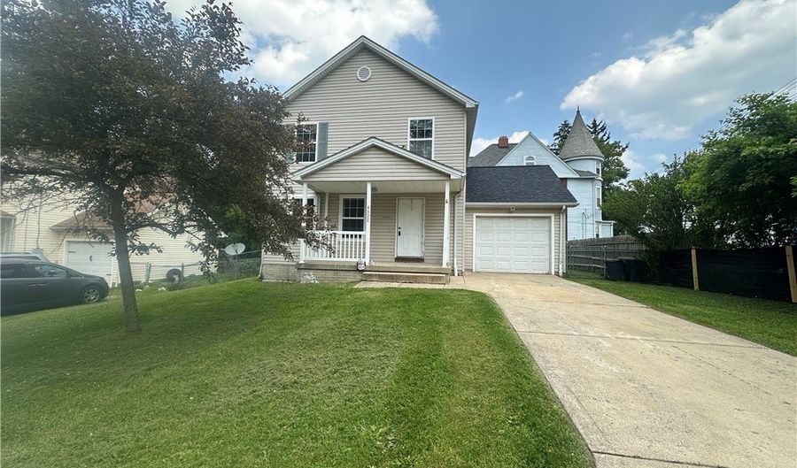 4322 Coleman Ave, Ashtabula, OH 44004 - 3 Beds, 2 Bath