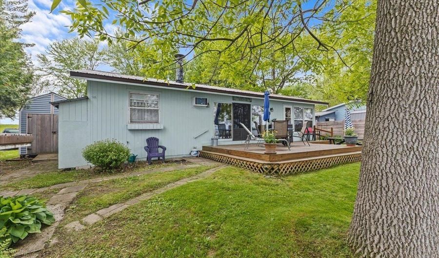 61 Bourdeau Ln S, Alburgh, VT 05440 - 3 Beds, 1 Bath