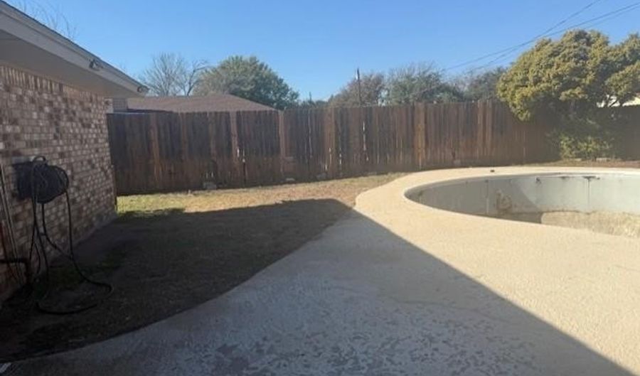 3834 Westchester Dr, Abilene, TX 79606 - 3 Beds, 2 Bath