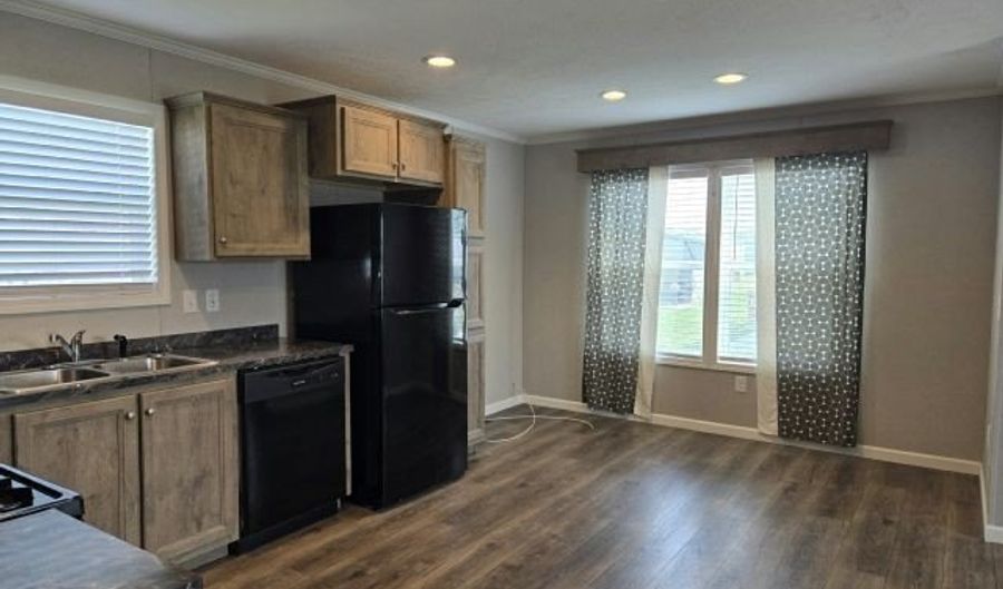 1452 West Dr 161, Alden, NY 14004 - 3 Beds, 2 Bath