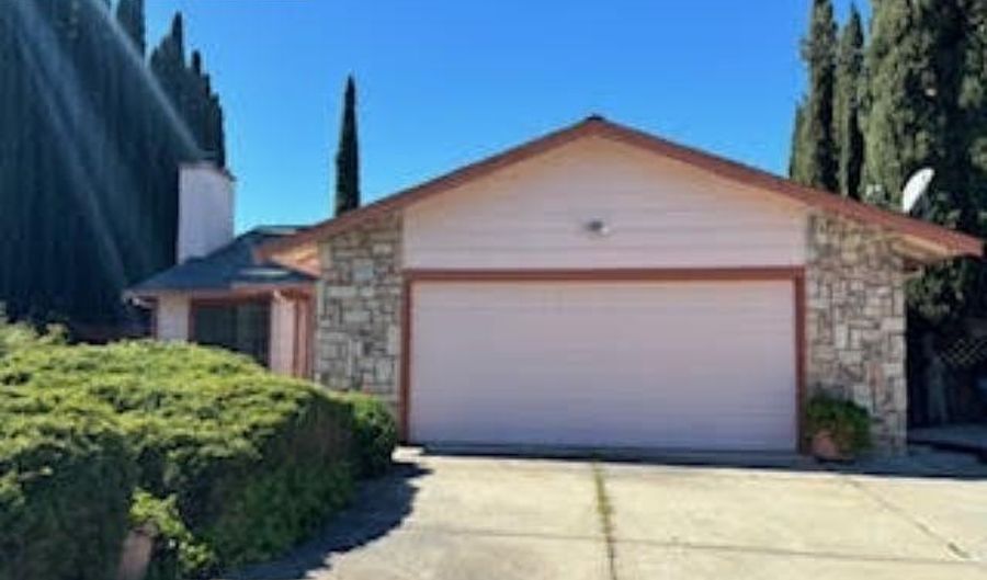 4153 S Royal Links Cir, Antioch, CA 94509 - 4 Beds, 2 Bath