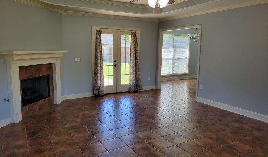 703 Pecan Ct, Brandon, MS 39042 - 3 Beds, 2 Bath