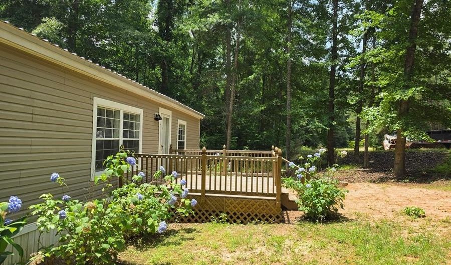 632 Lakeview Dr, Abbeville, AL 36312 - 3 Beds, 2 Bath