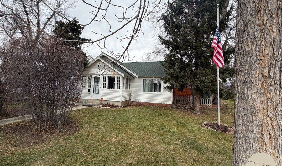 723 Cook Ave, Billings, MT 59101 - 4 Beds, 1 Bath