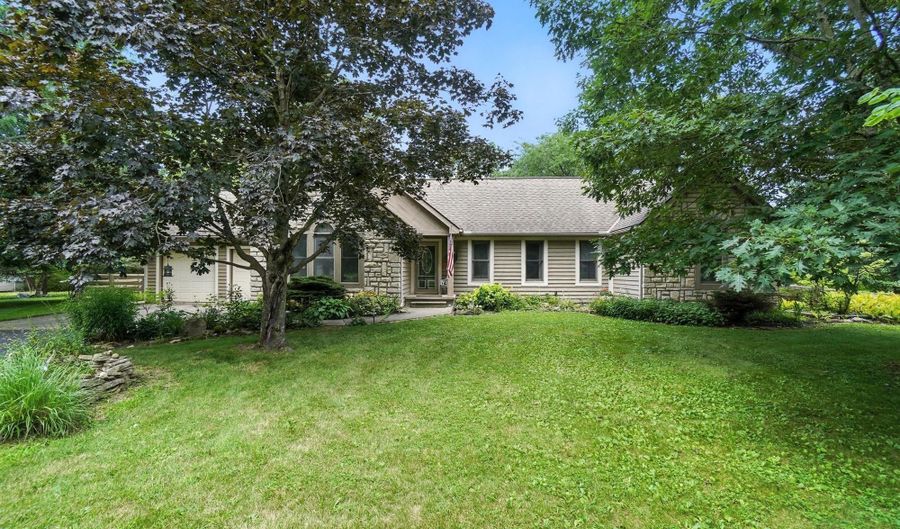 4114 Hardscrabble Rd, Alexandria, OH 43001 - 3 Beds, 2 Bath