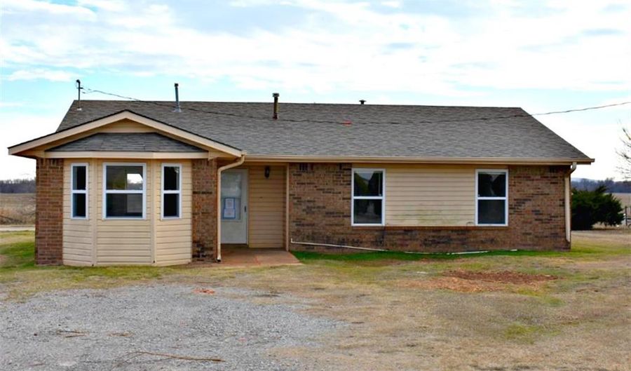 12079 County Road 1470, Apache, OK 73006 - 4 Beds, 2 Bath