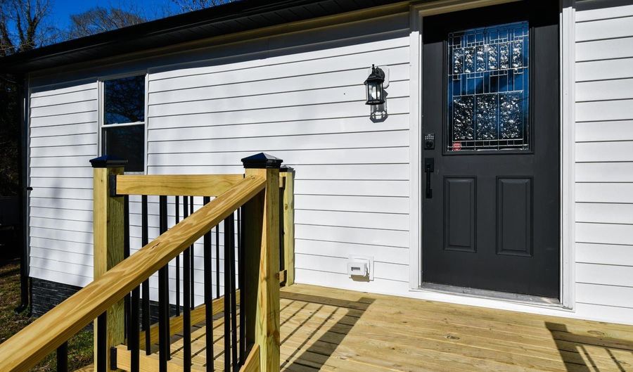 405 PARK Ln, Laurel, DE 19956 - 3 Beds, 2 Bath