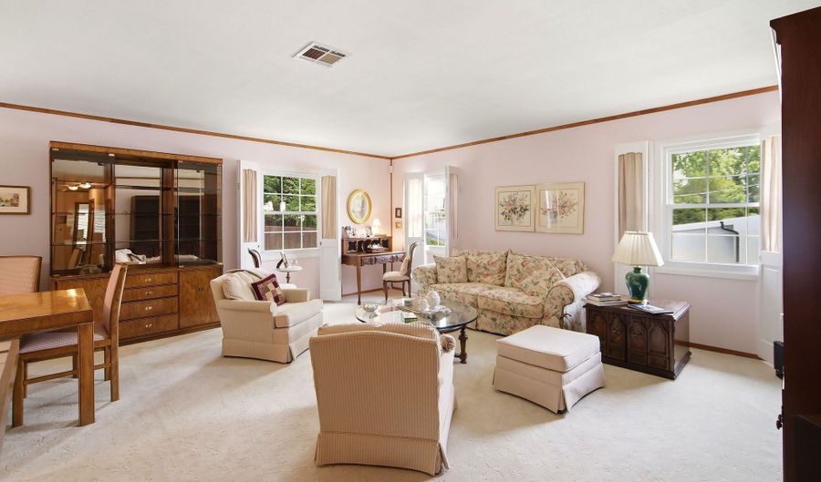 95 Idlebrook Ln, Aberdeen, NJ 07747 - 3 Beds, 2 Bath