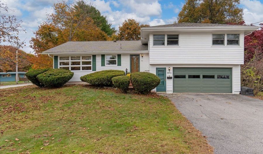 53 Hampton Ave, Auburn, ME 04210 - 3 Beds, 2 Bath