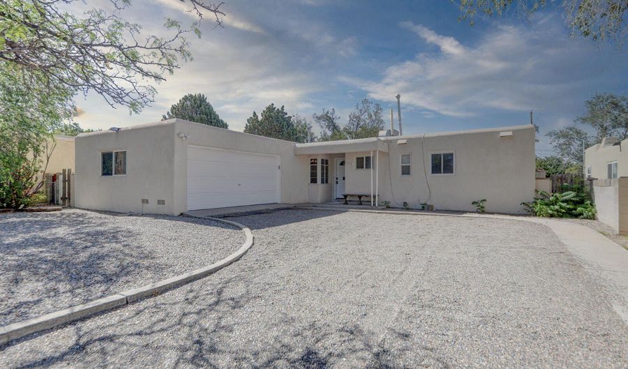 7716 McKnight Ave NE, Albuquerque, NM 87110 - 3 Beds, 2 Bath