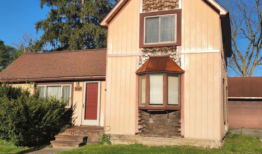 73385 Floral St, Armada, MI 48005 - 3 Beds, 1 Bath