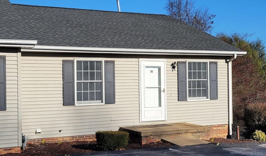 316 Jones Ln #16, Abingdon, VA 24210 - 2 Beds, 2 Bath