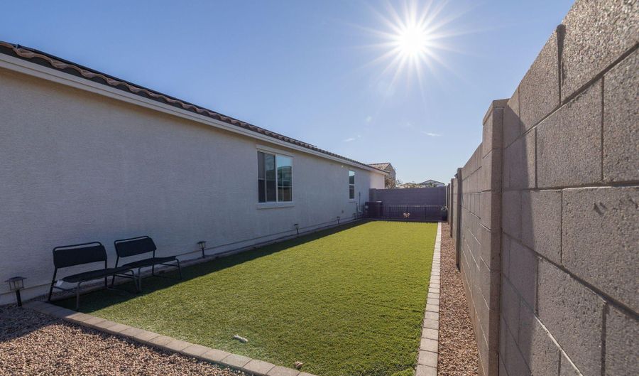 2026 E WETLEAF Pl, Casa Grande, AZ 85122 - 4 Beds, 3 Bath