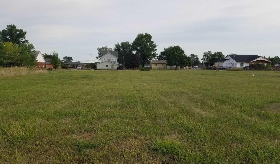 Lot 16 Benton Avenue E, Albia, IA 52531 - 0 Beds, 0 Bath