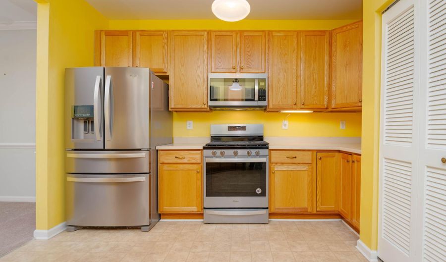 130 W BROADWAY 1D, Bel Air, MD 21014 - 2 Beds, 2 Bath