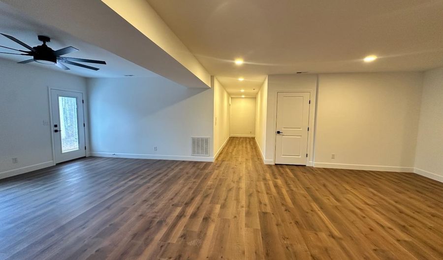 452 Somerset Dr, Appomattox, VA 24522 - 4 Beds, 3 Bath