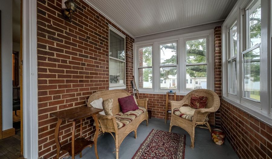 200 HARVEY Rd, Claymont, DE 19703 - 2 Beds, 2 Bath