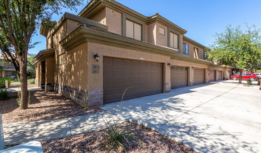 705 W QUEEN CREEK Rd 1073, Chandler, AZ 85248 - 2 Beds, 2 Bath