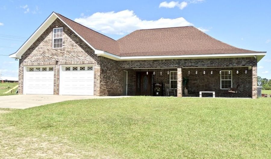 1389 Bethel Church Rd, Bassfield, MS 39421 - 3 Beds, 2 Bath