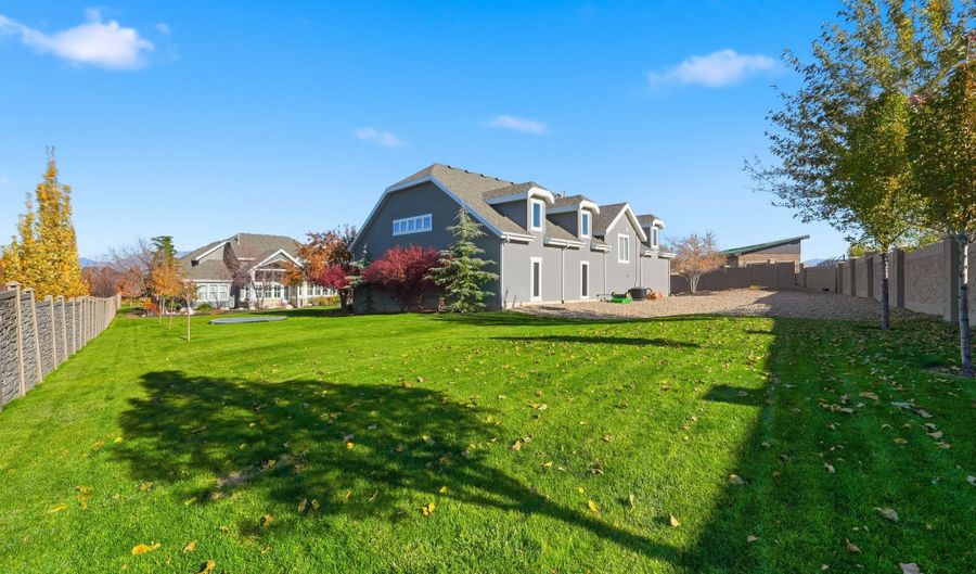 14956 S CASTLE VALLEY Dr, Bluffdale, UT 84065 - 7 Beds, 9 Bath