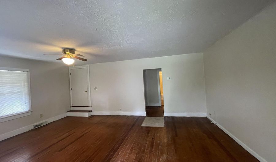 103 Holt Ave, Barbourville, KY 40906 - 3 Beds, 1 Bath