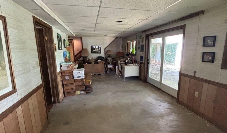 23105 S Montego Bay Rd, Abingdon, VA 24211 - 3 Beds, 3 Bath