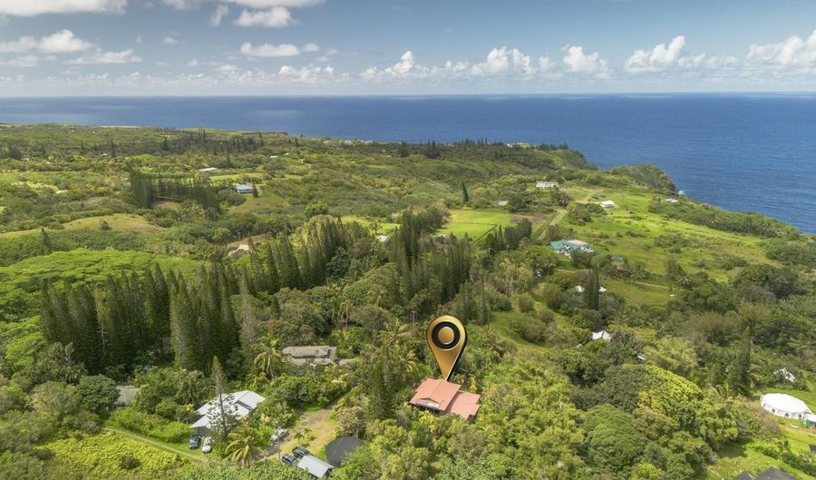 180 Mokupapa Rd, Haiku, HI 96708 - 2 Beds, 1 Bath