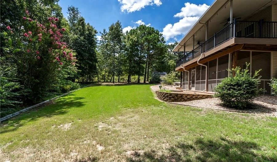 17 Foster Ln, Bella Vista, AR 72715 - 3 Beds, 4 Bath