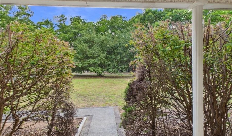 2094 Asheboro School Rd, Asheboro, NC 27203 - 4 Beds, 5 Bath