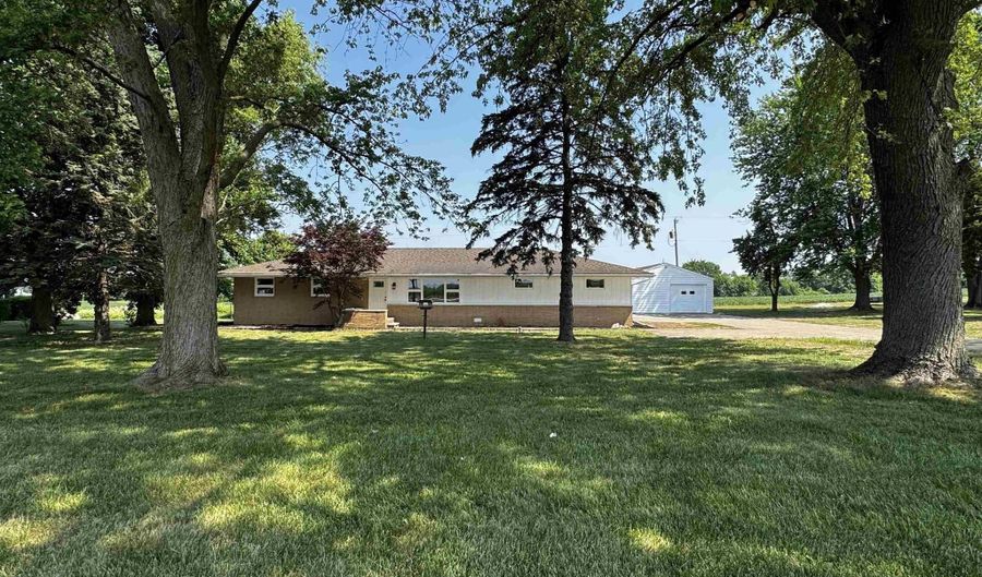 0422 W US Highway 6, Albion, IN 46701 - 3 Beds, 2 Bath