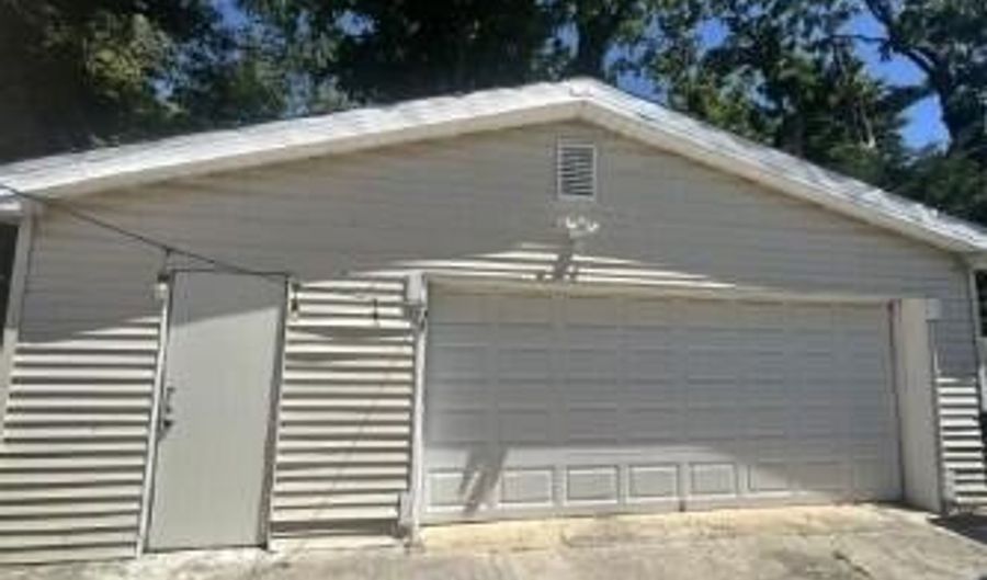 1129 Monroe Ave, Asbury Park, NJ 07712 - 4 Beds, 2 Bath