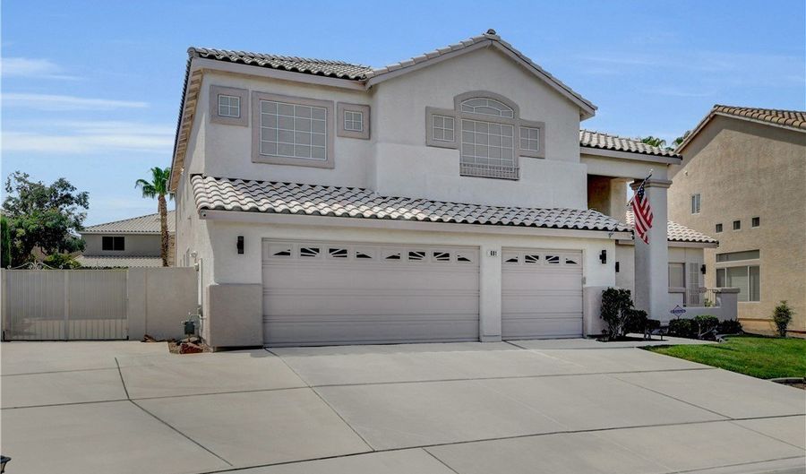 681 Vineland Ave, Henderson, NV 89052 - 6 Beds, 5 Bath