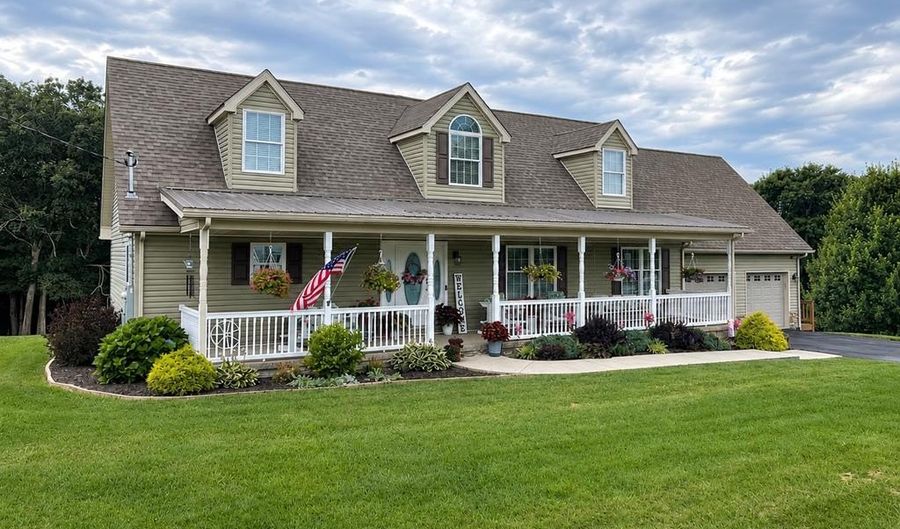 117 Apple Ridge Dr, Beaver, WV 25813 - 4 Beds, 3 Bath