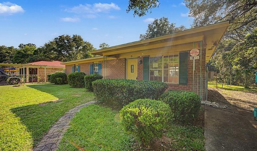 2811 New Castle Ln, Albany, GA 31701 - 3 Beds, 1 Bath