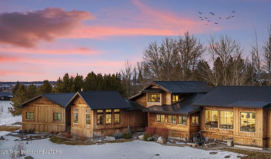 130 YELLOW ROSE Dr, Alta, WY 83414 - 4 Beds, 3 Bath
