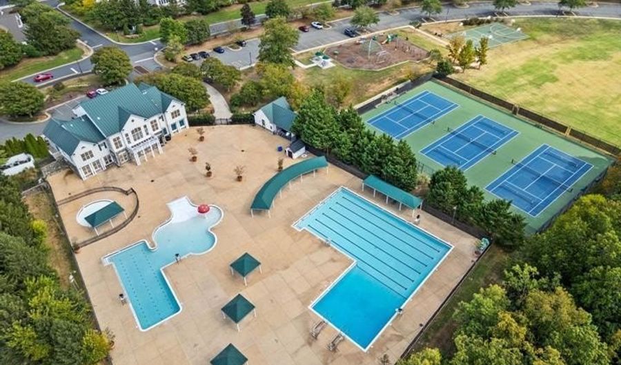 43621 DUNHILL CUP Sq, Ashburn, VA 20147 - 4 Beds, 3 Bath