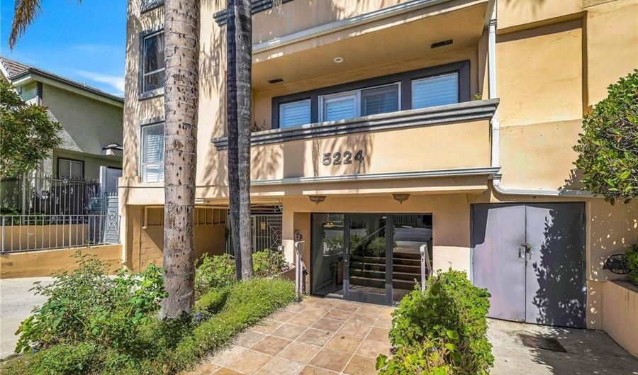 5224 Zelzah Ave 208, Encino, CA 91316 - 2 Beds, 3 Bath