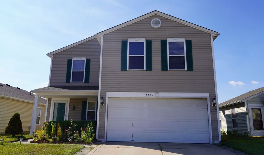 6252 Monteo Dr, Indianapolis, IN 46217 - 3 Beds, 3 Bath